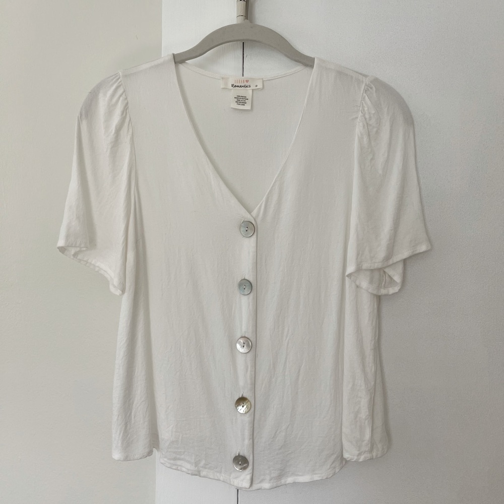 Urban Romantics White Lightweight Summer Top